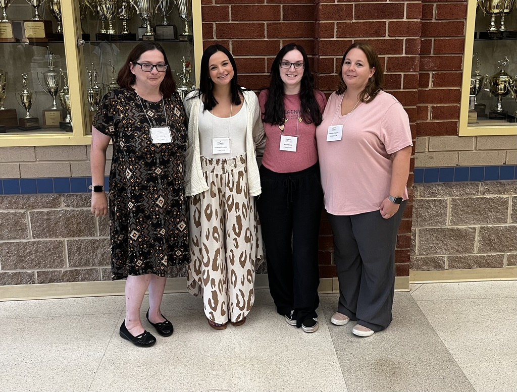 teacher assistants to teachers